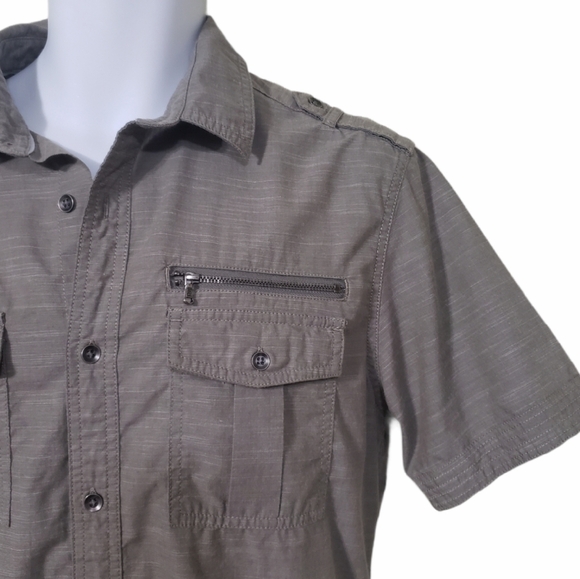 𝅺rock and  Republic Casual Button Down Shirt- Men's - Picture 2 of 6